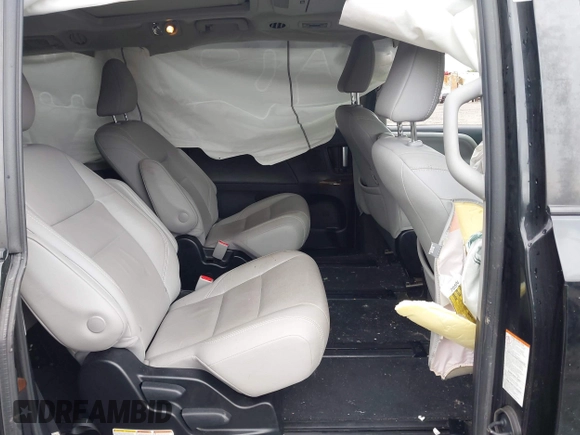2019 Toyota Sienna XLE with VIN 5TDDZ3DC0KS225564, listed as a IAAI auction lot 41973012 with 71,858 mi miles and . Bid and sale history available at DreamBid. Image 8.