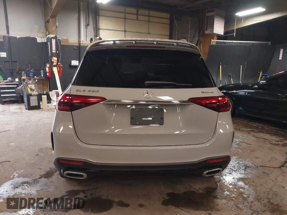 2024 Mercedes-Benz GLE 450 z VIN 4JGFB5KB9RB150766, wystawiony jako IAAI lot #41832447 z przebiegiem 14 832 mil mil oraz . Historia ofert i sprzedaży dostępna na DreamBid. Obrazek 16.