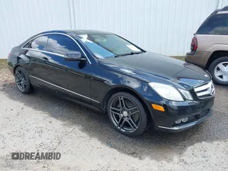 2011 Mercedes-Benz E 350 with VIN WDDKJ5GB8BF105563, listed as a IAAI auction lot 42137915 with 169,319 mi miles and . Bid and sale history available at DreamBid. Image 1.