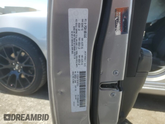 2015 Dodge Charger RT with VIN 2C3CDXCT8FH927515, listed as a Copart auction lot 55750945 with 91,315 mi miles and Clean title. Bid and sale history available at DreamBid. Image 12.
