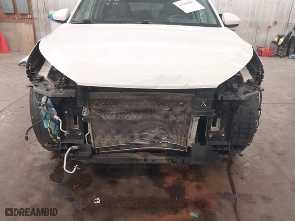 2016 Hyundai Tucson SE with VIN KM8J33A48GU117807, listed as a IAAI auction lot 41642891 with 142,371 mi miles. Bid and sale history available at carsss.com. Image 6.