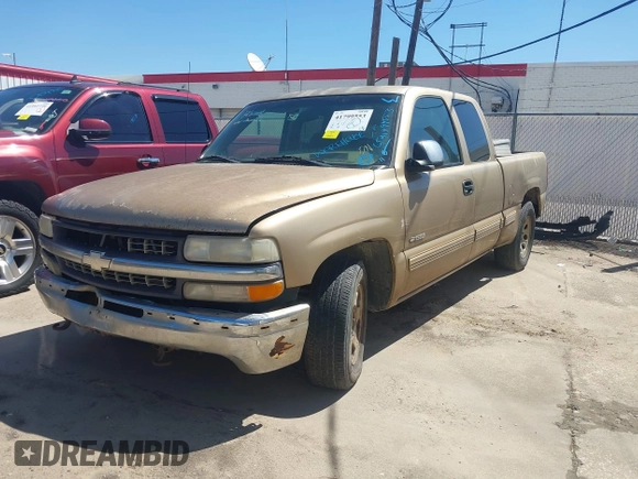2000 Chevrolet Silverado 1500 LS with VIN 2GCEC19T5Y1361501, listed as a IAAI auction lot 41799553 with 432,231 mi miles and . Bid and sale history available at DreamBid. Image 2.