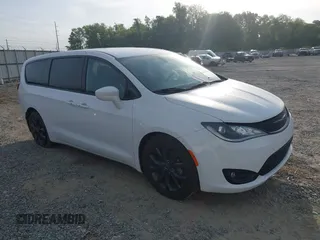 2018 Chrysler Pacifica Touring Plus with VIN 2C4RC1FG5JR235381, listed as a IAAI auction lot 42096588 with 91,998 mi miles and . Bid and sale history available at DreamBid. Image 1.