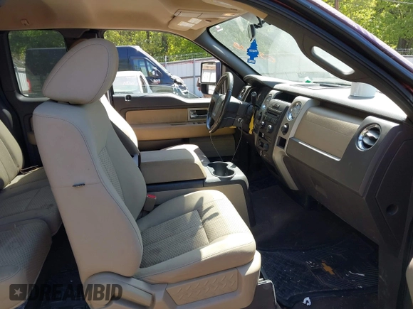 2010 Ford F-150 XL with VIN 1FTFX1EV6AFC58618, listed as a IAAI auction lot 42029696 with 128,258 mi miles. Bid and sale history available at carsss.com. Image 5.