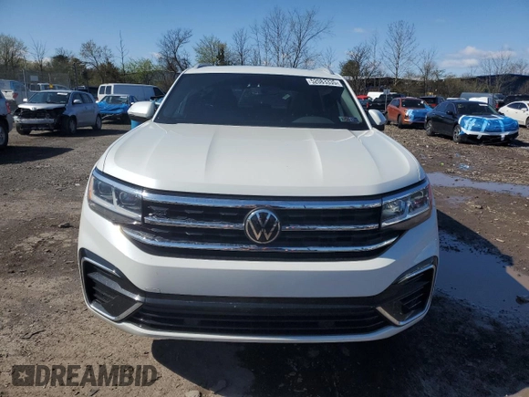 2021 Volkswagen Atlas SE with VIN 1V2PE2CA1MC237020, listed as a Copart auction lot 52083335 with 45,978 mi miles and Salvage title. Bid and sale history available at DreamBid. Image 5.