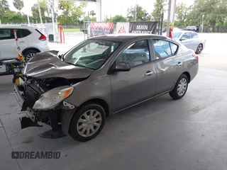 2012 Nissan Versa SV with VIN 3N1CN7AP2CL806435, listed as a IAAI auction lot 40366243 with 72,293 mi miles. Bid and sale history available at carsss.com. Image 2.