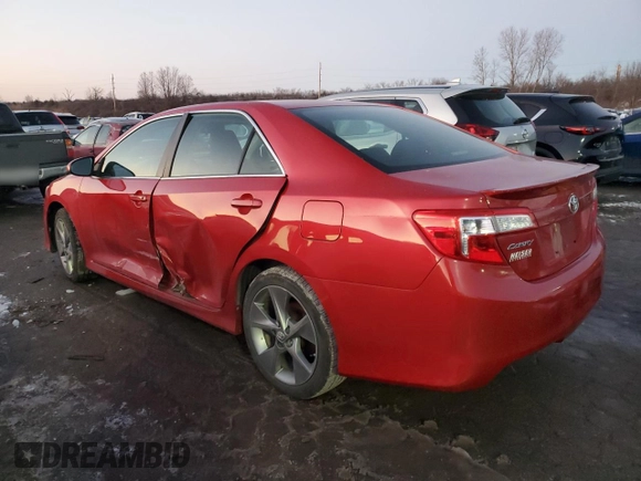 2014 Toyota Camry L with VIN 4T1BF1FK0EU752749, listed as a Copart auction lot 88238825 with Not Provided miles and Salvage Title. Bid and sale history available at DreamBid. Image 2.