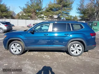 2021 Volkswagen Atlas 3.6L V6 SE w/Technology with VIN 1V2KR2CA6MC564513, listed as a IAAI auction lot 41582367 with 39,337 mi miles. Bid and sale history available at carsss.com. Image 14.