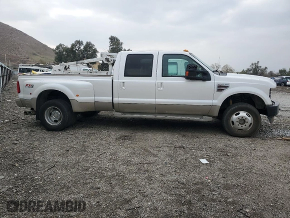 2010 Ford F-350 XL with VIN 1FTWW3DR4AEA57907, listed as a Copart auction lot 43471945 with 121,505 mi miles and Salvage title. Bid and sale history available at DreamBid. Image 3.