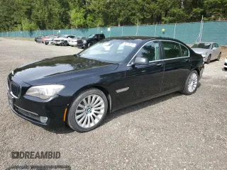 2011 BMW 7 Series 750Li xDrive z VIN WBAKC8C51BC433153, wystawiony jako Copart lot #56578655 z przebiegiem 98 896 mil mil oraz Czysty tytuł • Clean title. Historia ofert i sprzedaży dostępna na DreamBid. Obrazek 1.