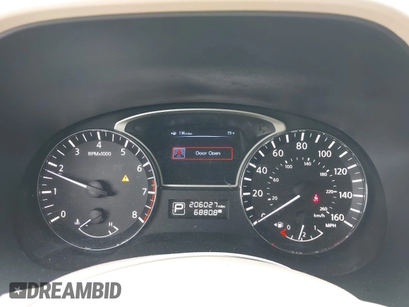 2013 Nissan Pathfinder SV with VIN 5N1AR2MNXDC664429, listed as a IAAI auction lot 41905926 with 206,027 mi miles. Bid and sale history available at carsss.com. Image 7.