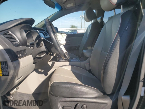 2020 Kia Sedona LX with VIN KNDMB5C17L6590101, listed as a Copart auction lot 46798405 with 101,064 mi miles and Salvage Title. Bid and sale history available at carsss.com. Image 7.