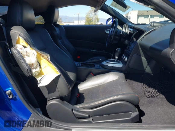 2007 Nissan 350Z Touring with VIN JN1BZ34E67M550105, listed as a IAAI auction lot 41829744 with 97,807 mi miles. Bid and sale history available at carsss.com. Image 5.