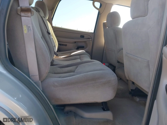 2004 Chevrolet Tahoe LS with VIN 1GNEC13T64J282970, listed as a IAAI auction lot 41879458 with 205,952 mi miles. Bid and sale history available at carsss.com. Image 8.