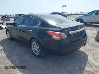 2014 Nissan Altima 2.5 S with VIN 1N4AL3AP3EN342745, listed as a IAAI auction lot 42017258 with 102,314 mi miles. Bid and sale history available at carsss.com. Image 3.