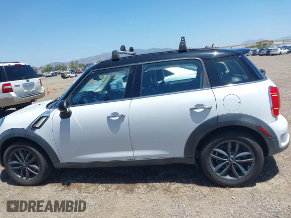 2014 MINI Countryman S с VIN WMWZC3C56EWP52407, выставлен на аукционе IAAI как лот 42255716 с пробегом 74 943 миль миль и . История ставок и продаж доступна на DreamBid. Изображение 14.