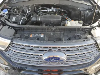 2023 Ford Explorer XLT with VIN 1FMSK8DH4PGA26521, listed as a Copart auction lot 53845995 with 47,588 mi miles and Salvage title. Bid and sale history available at DreamBid. Image 12.