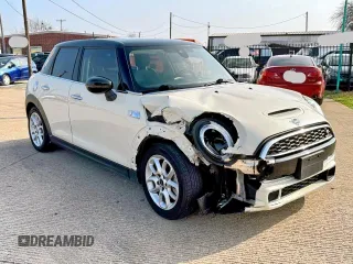 2020 MINI Hardtop 4 Door Cooper S z VIN WMWXU9C0XL2L64693, wystawiony jako Copart lot #60165105 z przebiegiem 53 160 mil mil oraz Czysty tytuł • Clean title. Historia ofert i sprzedaży dostępna na DreamBid. Obrazek 1.