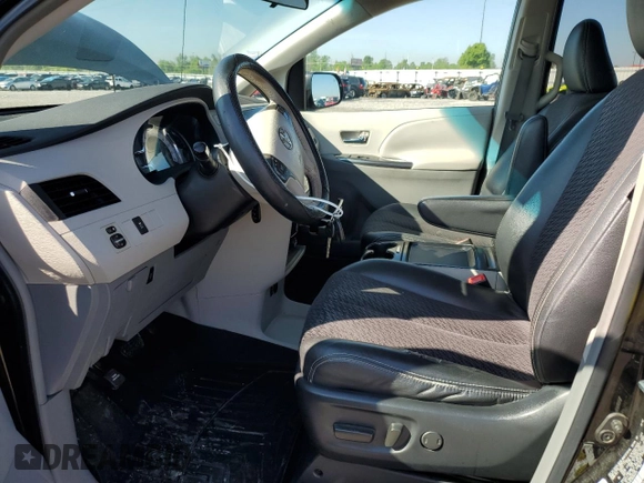2011 Toyota Sienna SE with VIN 5TDXK3DCXBS048314, listed as a Copart auction lot 55989415 with 200,841 mi miles and Salvage title. Bid and sale history available at DreamBid. Image 7.