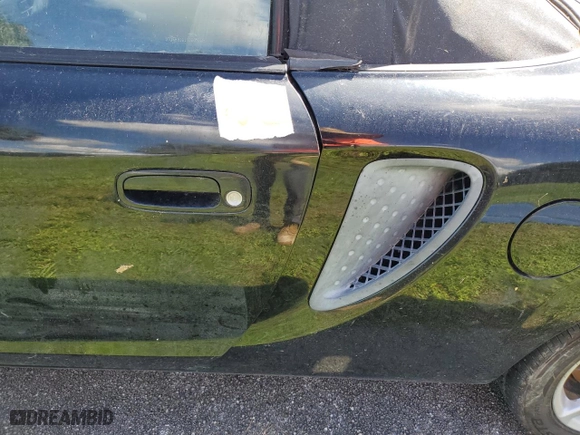 2000 Toyota MR2 Spyder with VIN JTDFR3201Y0005329, listed as a Copart auction lot 75106494 with 0 mi miles and Salvage Title. Bid and sale history available at carsss.com. Image 12.