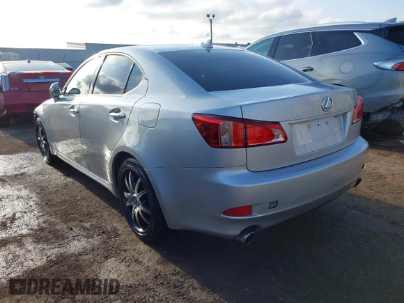 2013 Lexus IS 250 with VIN JTHBF5C21D5186804, listed as a IAAI auction lot 41915523 with 138,059 mi miles. Bid and sale history available at carsss.com. Image 3.