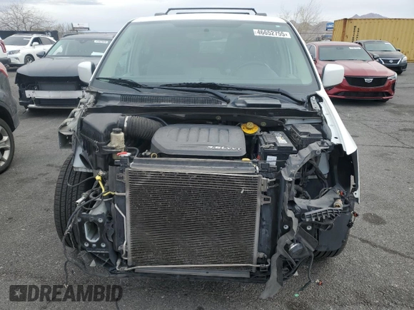 2014 Chrysler Town & Country Touring with VIN 2C4RC1BG2ER207825, listed as a Copart auction lot 46652755 with 157,709 mi miles and Salvage Title. Bid and sale history available at carsss.com. Image 5.