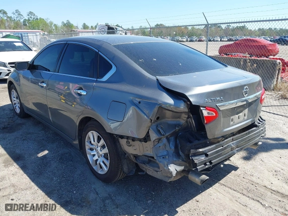 2016 Nissan Altima 2.5 SL with VIN 1N4AL3AP0GC233870, listed as a IAAI auction lot 41788703 with 146,453 mi miles. Bid and sale history available at carsss.com. Image 3.