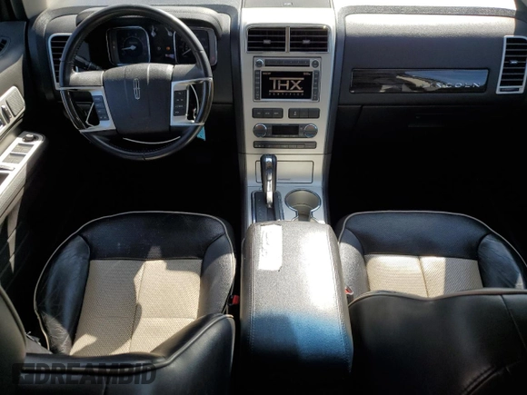2008 Lincoln MKX with VIN 2LMDU68C08BJ39272, listed as a Copart auction lot 52376395 with 209,384 mi miles and Salvage Title. Bid and sale history available at DreamBid. Image 8.