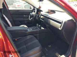 2024 Mazda CX-50 S Select with VIN 7MMVABAM4RN242452, listed as a IAAI auction lot 42027929 with 8,931 mi miles and . Bid and sale history available at DreamBid. Image 5.