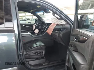 2019 Cadillac Escalade ESV Platinum z VIN 1GYS4KKJ5KR194810, wystawiony jako IAAI lot #42360267 z przebiegiem 106 662 mil mil oraz . Historia ofert i sprzedaży dostępna na DreamBid. Obrazek 5.