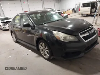 2013 Subaru Legacy Premium z VIN 4S3BMCC67D3003934, wystawiony jako IAAI lot #42148453 z przebiegiem 235 419 mil mil oraz . Historia ofert i sprzedaży dostępna na DreamBid. Obrazek 1.