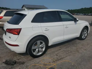 2018 Audi Q5 Premium z VIN WA1ANAFY7J2215464, wystawiony jako Copart lot #60310235 z przebiegiem 220 216 mil mil oraz Czysty tytuł • Clean title. Historia ofert i sprzedaży dostępna na DreamBid. Obrazek 3.