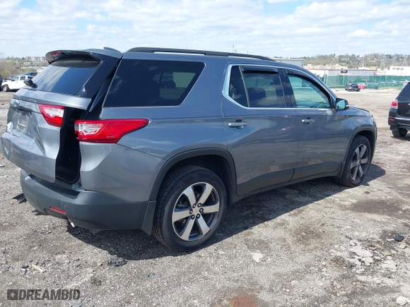 2020 Chevrolet Traverse LT Leather with VIN 1GNEVHKW4LJ252184, listed as a IAAI auction lot 41960976 with 51,421 mi miles. Bid and sale history available at carsss.com. Image 4.