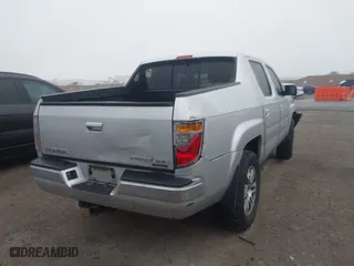 2006 Honda Ridgeline RTL with VIN 2HJYK16526H531190, listed as a IAAI auction lot 41450393 with 146,646 mi miles. Bid and sale history available at carsss.com. Image 4.