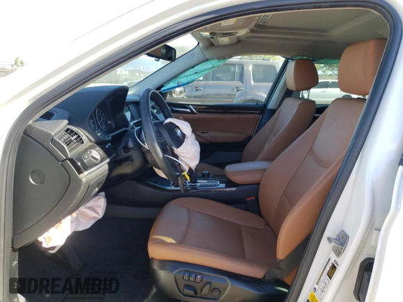 2017 BMW X4 xDrive28i with VIN 5UXXW3C38H0T79909, listed as a Copart auction lot 68994132 with 33,032 mi miles. Bid and sale history available at carsss.com. Image 7.