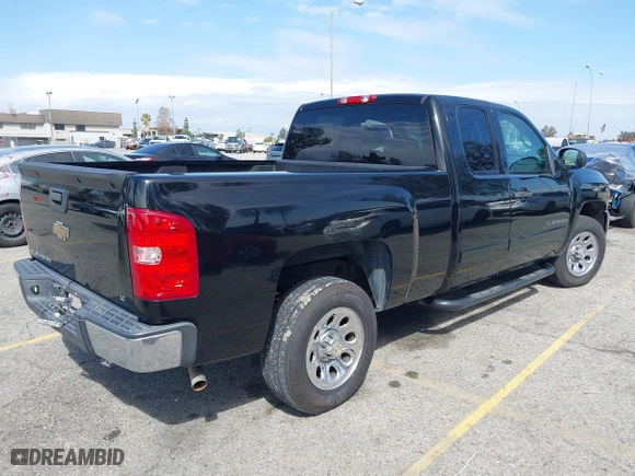 2007 Chevrolet Silverado 1500 Work Truck with VIN 1GCEC19C57Z567861, listed as a IAAI auction lot 41817302 with 134,250 mi miles. Bid and sale history available at carsss.com. Image 4.