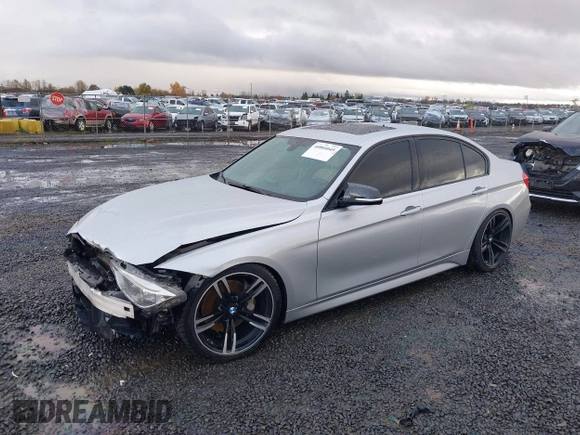 2013 BMW 3 Series 335i with VIN WBA3A9C50DF475024, listed as a IAAI auction lot 40884045 with 120,121 mi miles. Bid and sale history available at carsss.com. Image 18.