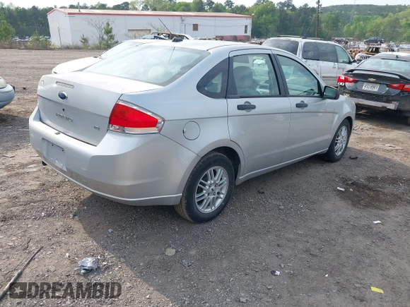 2009 Ford Focus SE with VIN 1FAHP35N69W186180, listed as a IAAI auction lot 41979048 with 179,837 mi miles. Bid and sale history available at carsss.com. Image 4.