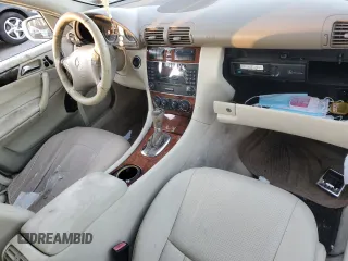 2007 Mercedes-Benz C 280 Luxury z VIN WDBRF92H07F908967, wystawiony jako Copart lot #57304005 z przebiegiem Nie podano mil oraz Nie do naprawy • Non repairable. Historia ofert i sprzedaży dostępna na DreamBid. Obrazek 8.