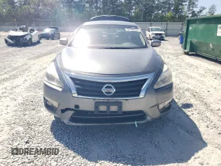 2015 Nissan Altima S with VIN 1N4AL3AP4FN883255, listed as a Copart auction lot 52105205 with 209,720 mi miles and Non Repairable. Bid and sale history available at DreamBid. Image 5.