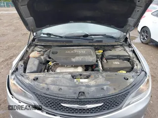 2016 Chrysler 200 S z VIN 1C3CCCBB2GN125376, wystawiony jako IAAI lot #42330845 z przebiegiem 183 126 mil mil oraz . Historia ofert i sprzedaży dostępna na DreamBid. Obrazek 10.