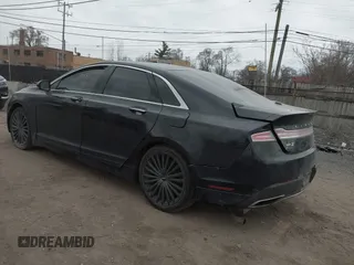 2017 Lincoln MKZ Reserve z VIN 3LN6L5E9XHR649804, wystawiony jako IAAI lot #41906488 z przebiegiem 161 150 mil mil oraz . Historia ofert i sprzedaży dostępna na DreamBid. Obrazek 3.
