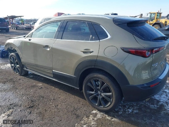2024 Mazda CX-30 2.5 Carbon Turbo with VIN 3MVDMBXY4RM708886, listed as a IAAI auction lot 41401069 with 1 mi miles. Bid and sale history available at carsss.com. Image 3.
