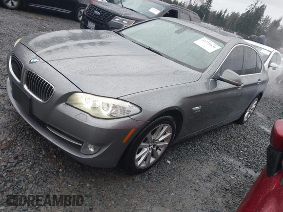 2012 BMW 5 Series 528i xDrive with VIN WBAXH5C52CDW05286, listed as a IAAI auction lot 41216636 with 99,543 mi miles and . Bid and sale history available at DreamBid. Image 20.