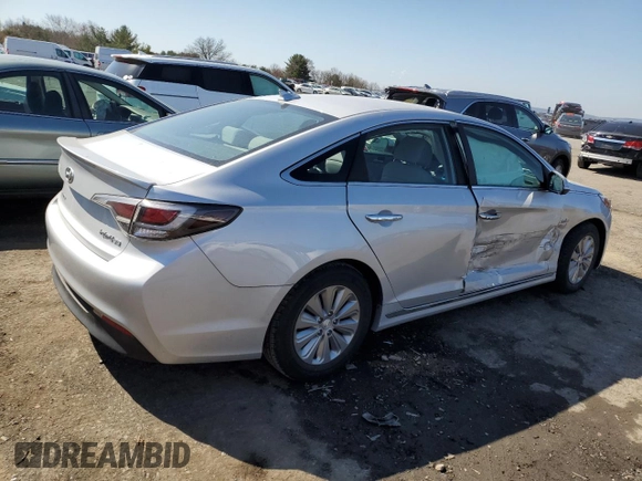 2016 Hyundai Sonata Hybrid SE with VIN KMHE24L1XGA025242, listed as a Copart auction lot 47191383 with 57,688 mi miles. Bid and sale history available at carsss.com. Image 3.