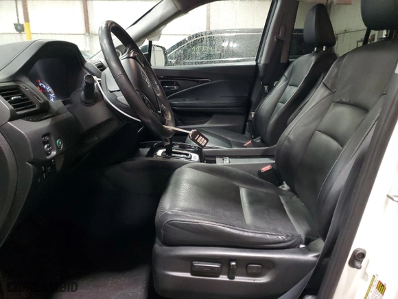 2017 Honda Ridgeline RTL-E with VIN 5FPYK3F72HB031824, listed as a Copart auction lot 89149925 with 104,333 mi miles and Salvage Title. Bid and sale history available at carsss.com. Image 7.