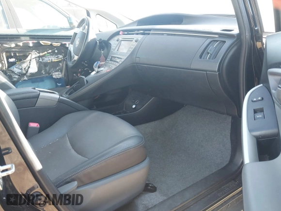 2013 Toyota Prius One with VIN JTDKN3DU7D5695238, listed as a IAAI auction lot 42034921 with 113,383 mi miles. Bid and sale history available at carsss.com. Image 5.