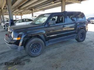 2014 Jeep Patriot Sport with VIN 1C4NJPBA0ED692410, listed as a Copart auction lot 50273655 with 151,215 mi miles and Clean Title. Bid and sale history available at carsss.com. Image 1.