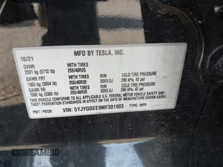 2021 Tesla Model Y Long Range with VIN 5YJYGDEE9MF301903, listed as a IAAI auction lot 42004007 with 26,740 mi miles. Bid and sale history available at carsss.com. Image 9.