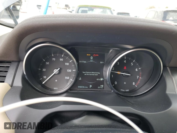 2019 Land Rover Range Rover Evoque SE with VIN SALVP2RXXKH328553, listed as a Copart auction lot 42682645 with 46,656 mi miles and Salvage Title. Bid and sale history available at carsss.com. Image 9.